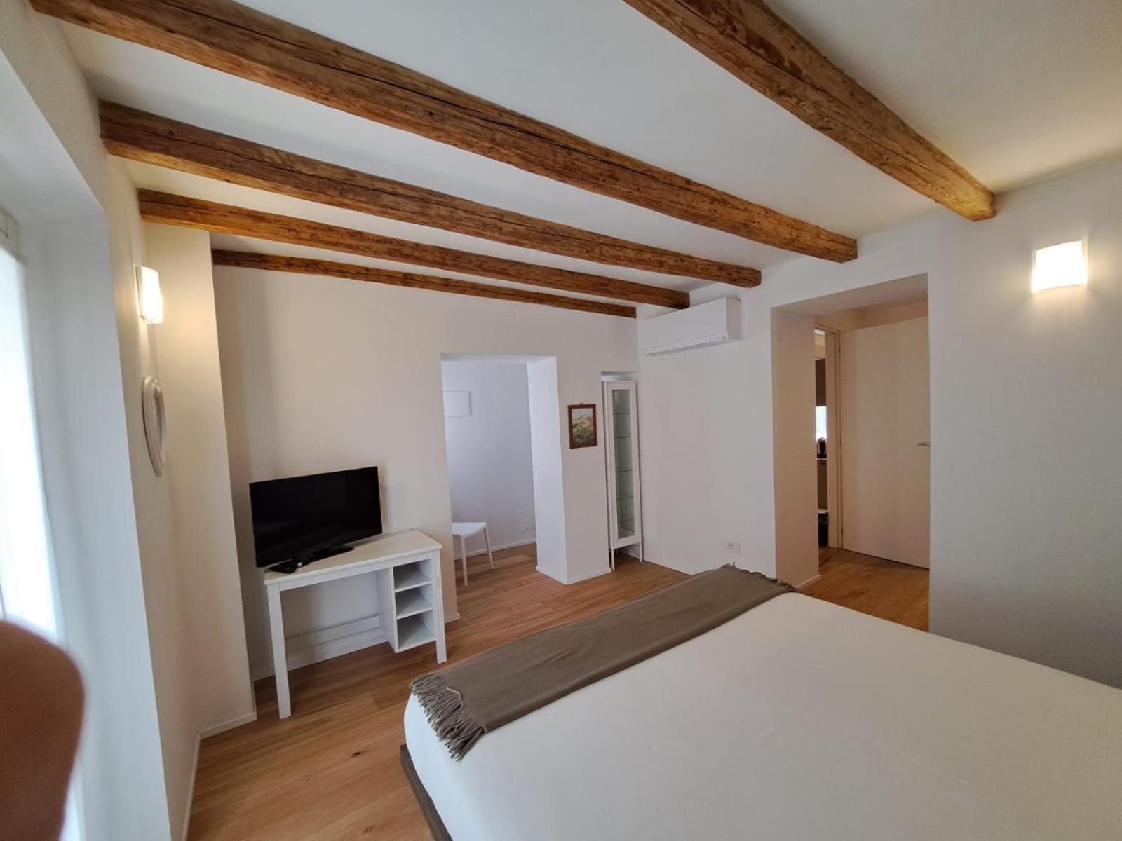Casa Rosada Apartment *
